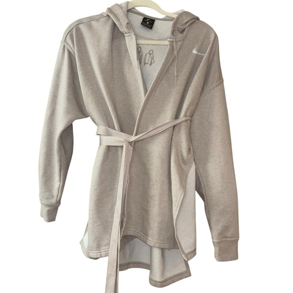 Nike Training Wrap Hoodie Beige Tan Women’s M Athletic Robe Jacket Sporty Casual - Picture 1 of 15